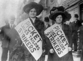 Women picketing during the 1909 New York City garment workers strike