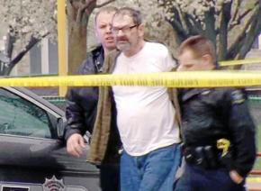 Frazier Glenn Miller under arrest in Kansas City