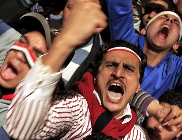 Protesters’ fury erupts against Mubarak | SocialistWorker.org