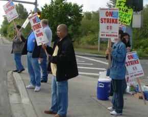 IAM members on the picket line at Boeing