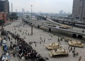 Protesters face down tanks in the streets of Cairo