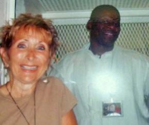 Caitlin Adams visiting with Texas death row prisoner Rodney Reed