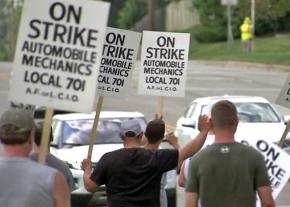 Chicago mechanics remain on the picket line
